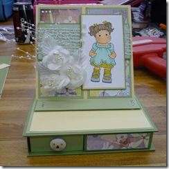 Tilda_Trinket_card_topper