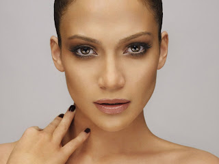 Free non-watermarked wallpapers of Jennifer Lopez at Fullwalls.blogspot.com