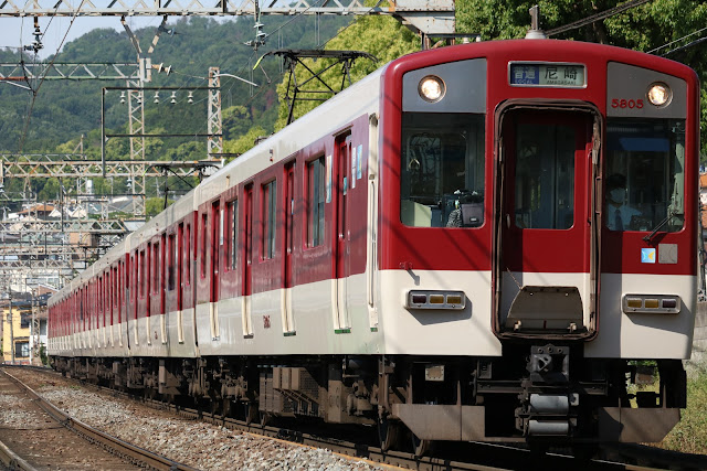 近鉄奈良線撮影記 枚岡第2号踏切(額田駅ー枚岡駅間)にて