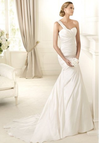 taffeta-one-shoulder-mermaid-simple-wedding-dress