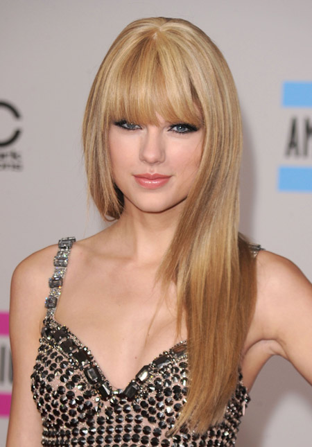 taylor swift new hair. photo of taylor swift at the