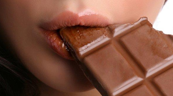 Jangan Makan Coklat Di Malam Hari
