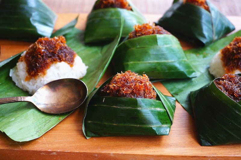 Seasaltwithfood: Pulut Inti-Glutinous Rice With Sweet Coconut