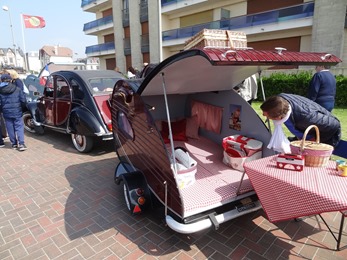 2018.05.20-023 Citroën 2 CV Charleston et sa remorque