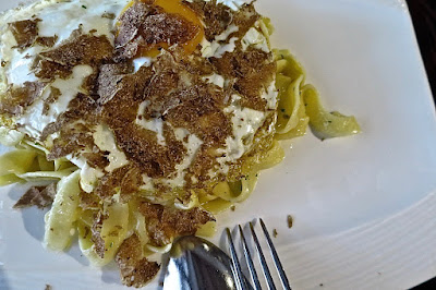 Ristorante Da Valentino, fettuccine butter eggs white truffle