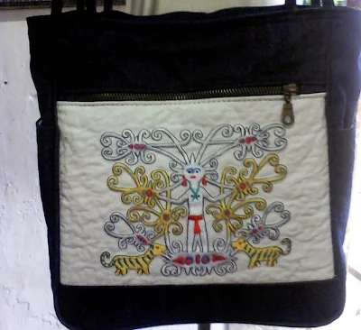 Tas Denim Bordir Motif Dayak