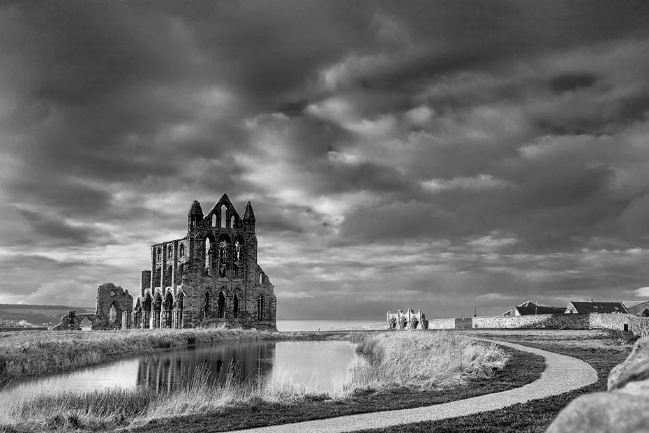 Gothic Wedding Photography