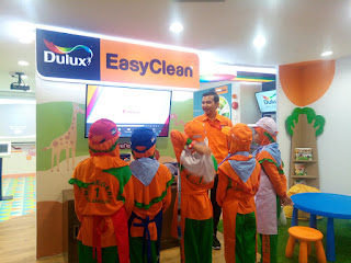 wahana baru di kidzania yaitu dulux colour studio kidzania