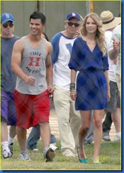 taylor-lautner-taylor-swift-valentines-day-19