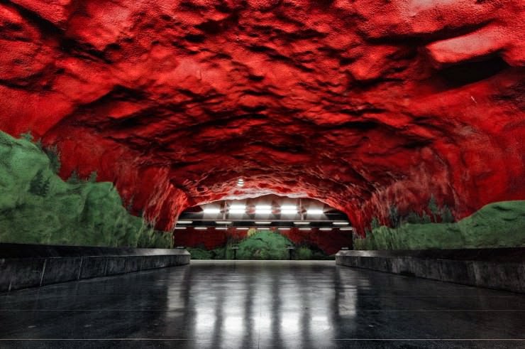 Stockholm Metro Station – the Longest Gallery in the World Found in Sweden