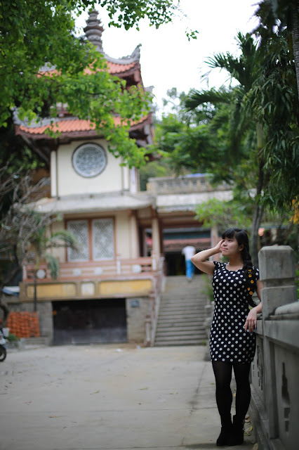 Long Son Pagoda ( Chùa Long Sơn- Chùa Phật Trắng)