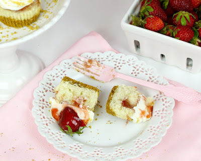 Strawberry Cheesecake Cupcakes