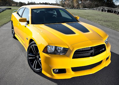 2013 Dodge Charger SRT8 Super Bee Review, Specs, Pictures2