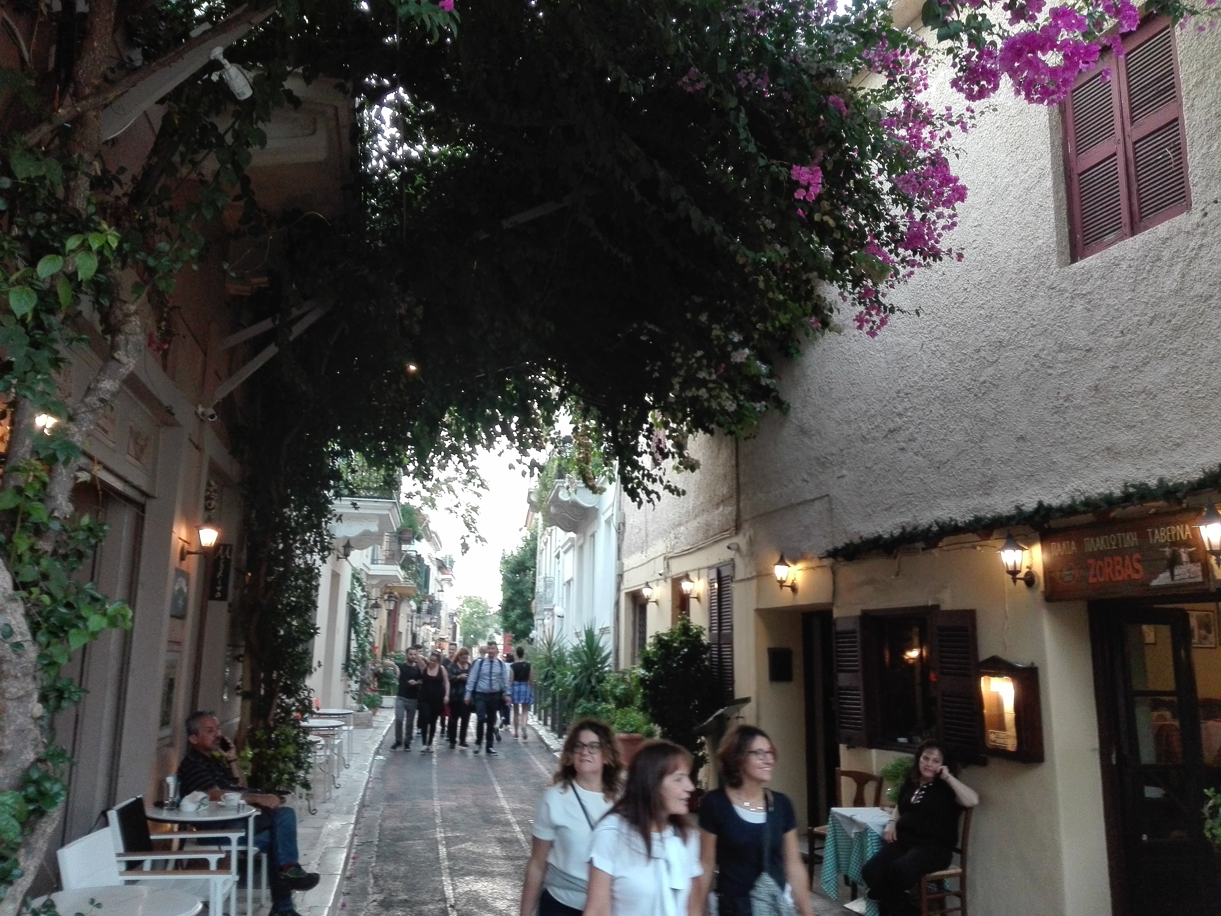 Barrio Plaka (Atenas) (Grecia) (@mibaulviajero)