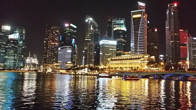 新加坡河的夜景