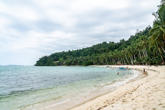 White-Sand-Beach-Port-Barton-Palawan-Philippines