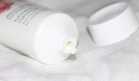 Aroma Magic Turmeric Cleanser-Review, Price, Indian beauty blogger, Chamber of Beauty