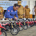  Penyerahan Hibah Kendaraan Motor untuk Bawaslu Lanny Jaya Dukung Pengawasan Pemilu 2024