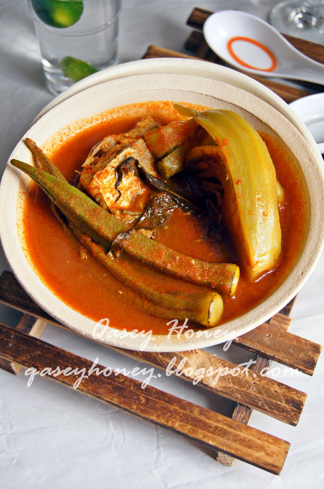 ASAM PEDAS IKAN KERISI BERSAMA SAWI JERUK ASIN  QASEY HONEY