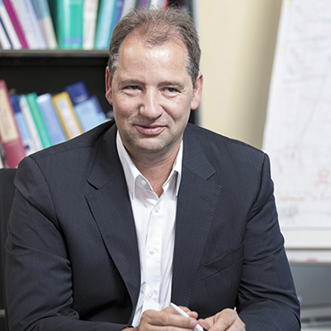 Prof Dr Dr Enrico Edinger