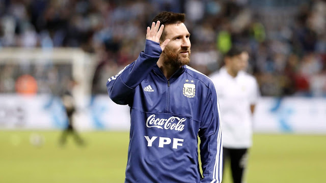 Messi Tak Mau Tinggalkan Barcelona Meskipun Ada Spekulasi Tentang Masa Depannya