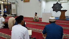 Jamaah Kajian Tafsir Masjid Al Barokah Pama KPCS