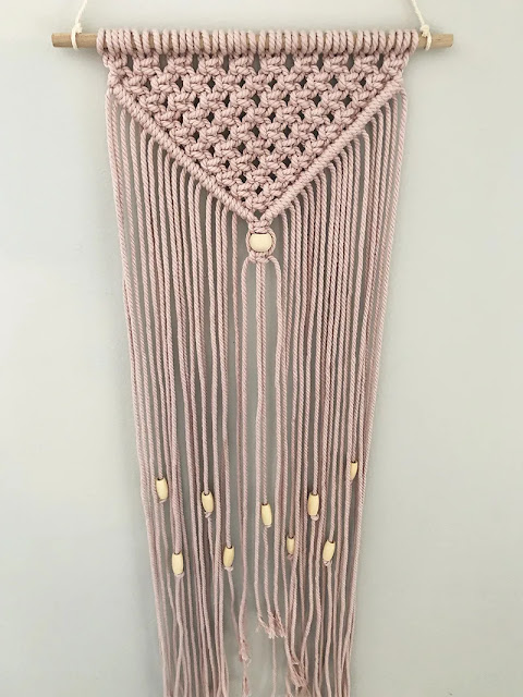 easy macrame wall hanging with beads