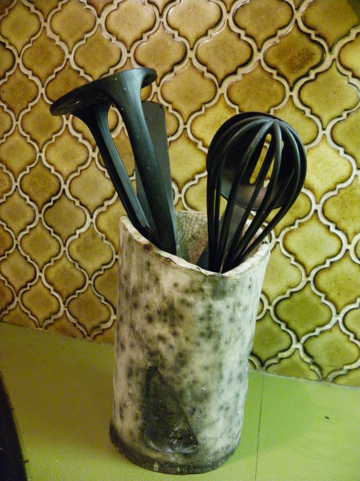 terres melees pot ustensiles de cuisine