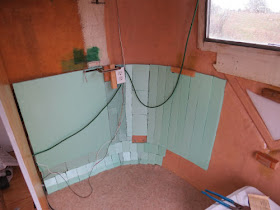 insulating a fiberglass trailer wall