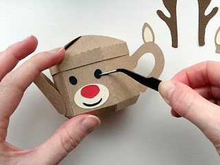 Reindeer Teapot Box by Esselle Crafts