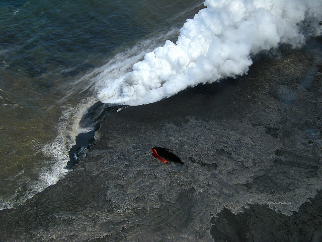 Kilauea volcano geology tour helicopter boat lava ocean entry photographs copyright RocDocTravel.com