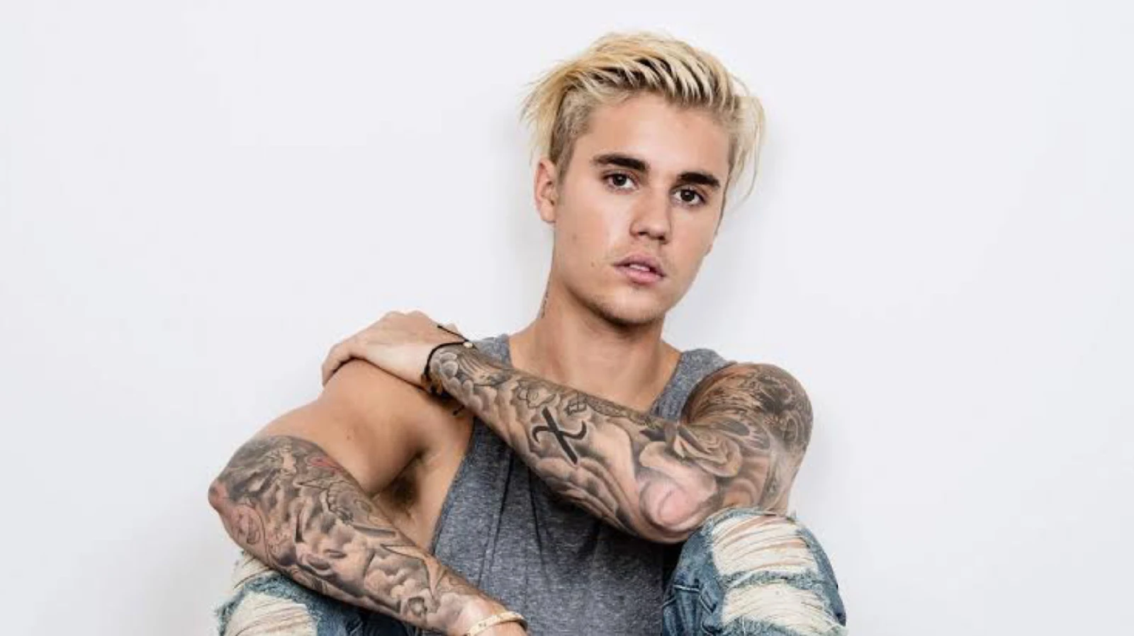 Suposto Video antigo em click de Justin Bieber pelado vem átona e só agora que descobrimos