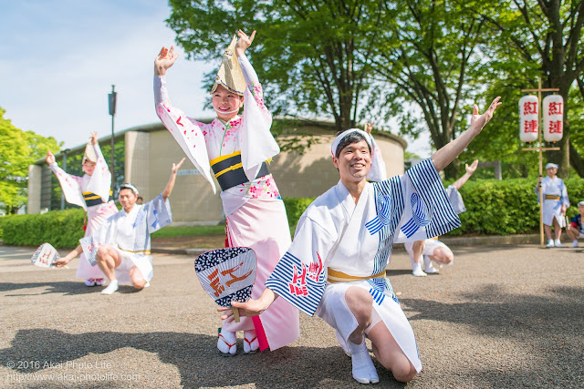 紅連の阿波踊り、舞台構成、飯村君&可菜さんの写真