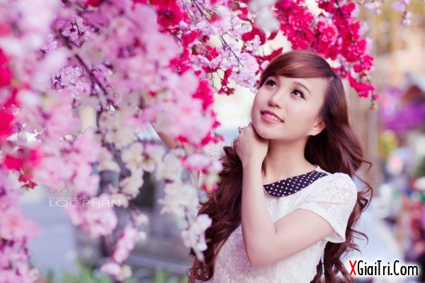 Dạo xuân cùng hot girl