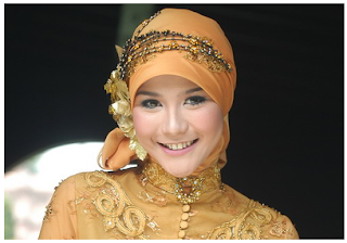 Contoh model hijab kebaya