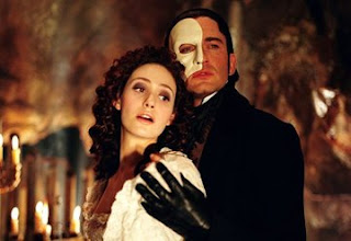 Sinopsis & Alur Cerita Lengkap film The Phantom of the Opera (2004)