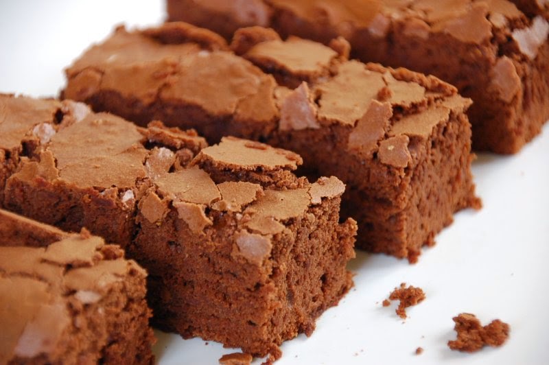 Brownies: RESEP BROWNIES PUTIH TELUR