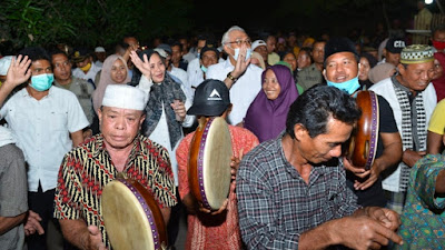 Selain Pencanangan Program Stimulan Rumah Swadaya, Bupati Sumbang Masjid Puluhan Juta di Kecamatan Wera