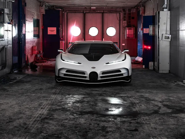 Bugatti Cientodieci Vista Frontal