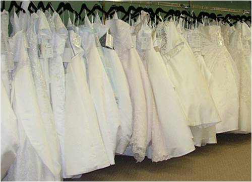 wedding+dress+shops_2.jpg
