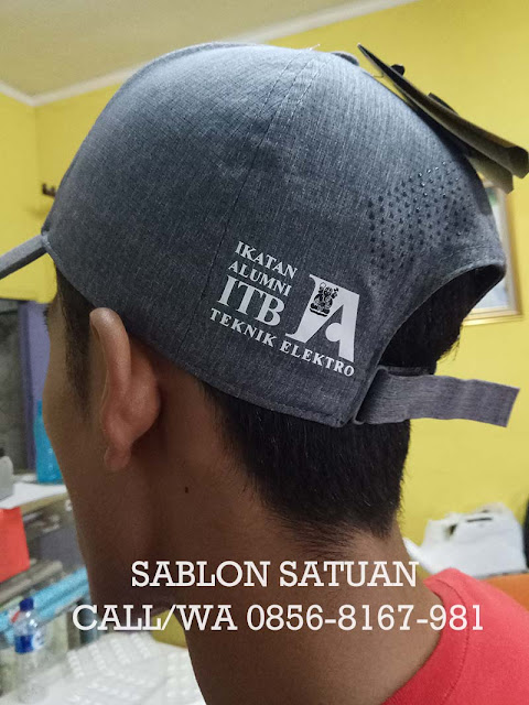 Sablon Kaos dan Bikin Topi Satuan