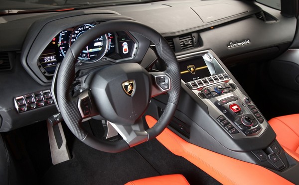 2012 Lamborghini Aventador