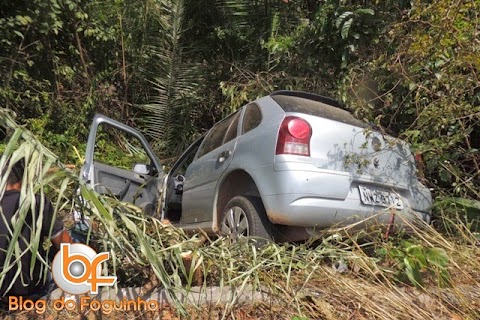 Carro bate em outro e cai em ribanceira na MA-230