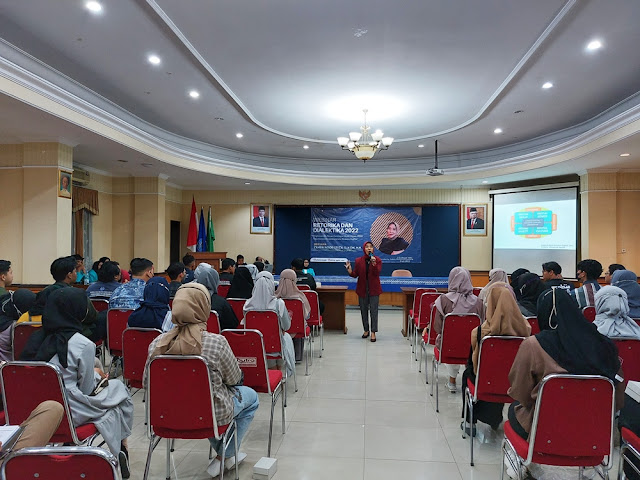 PRAKTISI KOMUNIKASI SARA NEYRHIZA