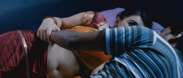 Hansika Motwani navel touched