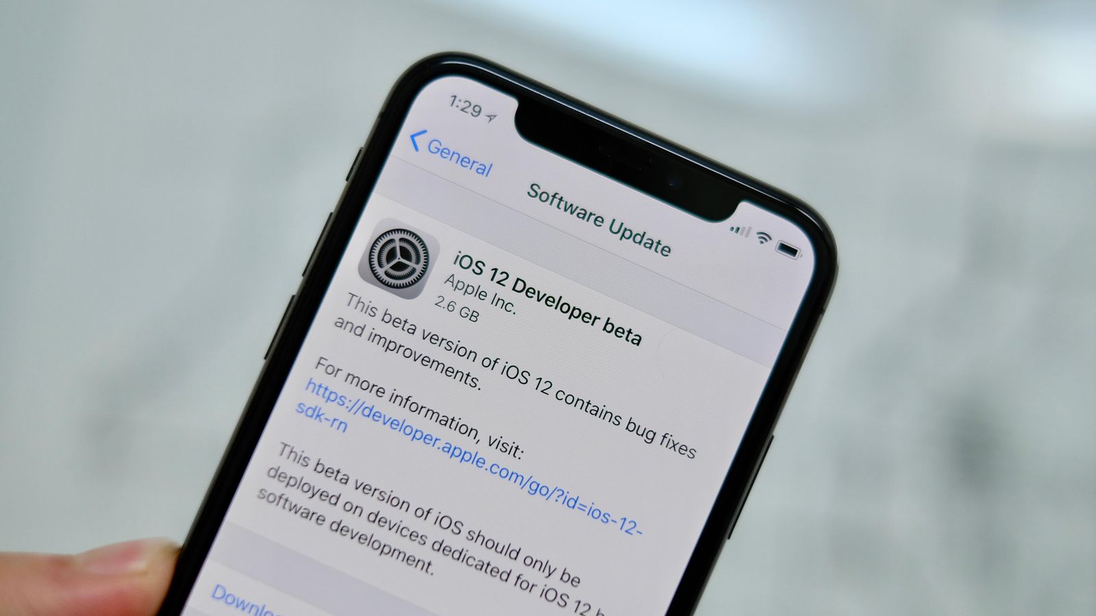 Download iOS 12 Developer Beta 2 without developer account ...