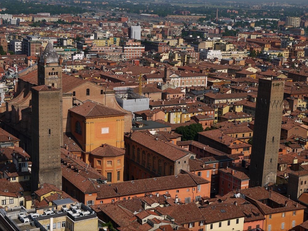 towers-of-bologna-5