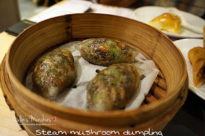 Steam mushroom dumpling - Treasures Yi Dian Xin by Imperial Treasure at Raffles City Shopping Center - Paulin's Munchies