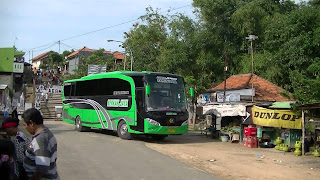 Sewa Bus Pariwisata PO. Berkah Jaya Gresik