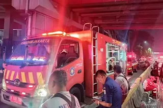 Fire at shophouse next to Atrium, Gulkarmat Central Jakarta deploys 15 units